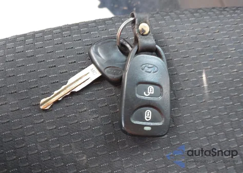 2007 Hyundai Accent Se z USA, uszkodzony, nr VIN KMHCN36C77U020293